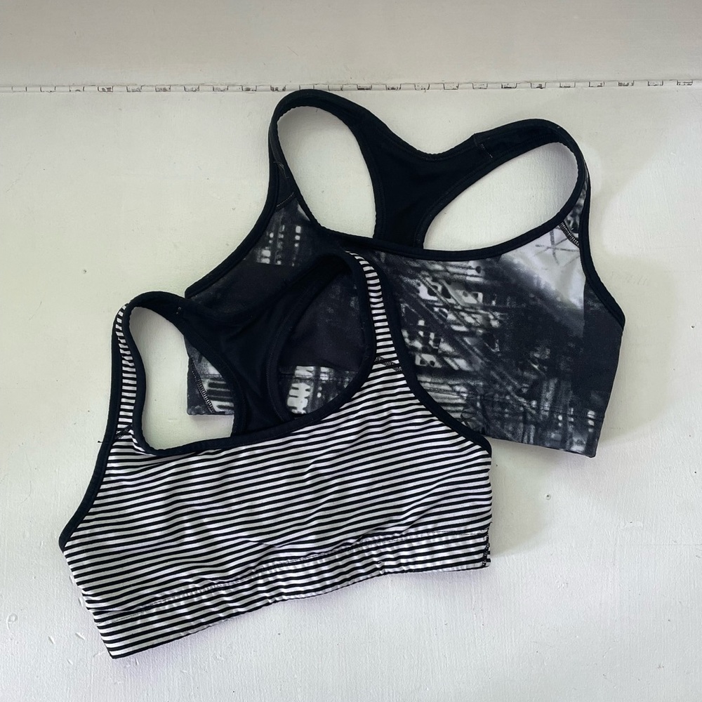 GapFit Medium Impact Sports Bra Set